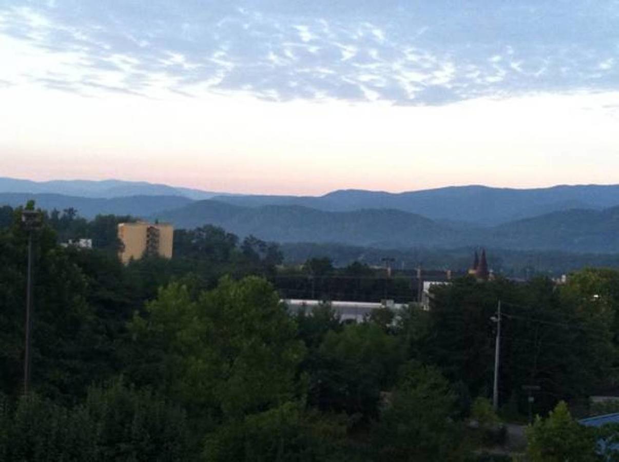 Hotel Pigeon Forge (Adults Only) Exterior photo